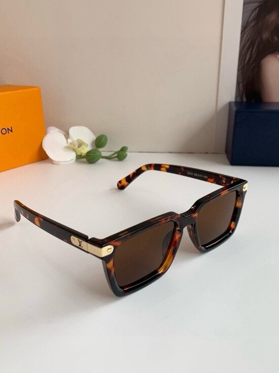Louis Vuitton Style Tortoise Shell Square Sunglasses
